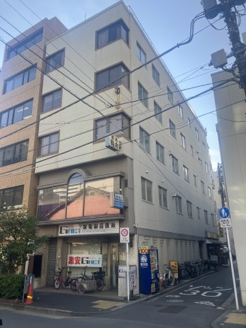 本間屋ビルの外観