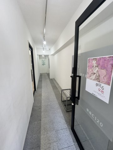 ホワイト銀座ビルのロビー