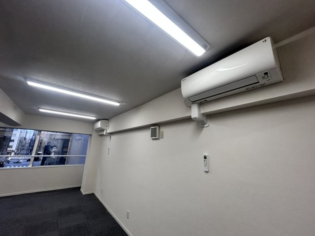 ホワイト銀座ビルのロビー