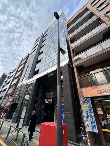 オーイズミ東上野ビルの外観