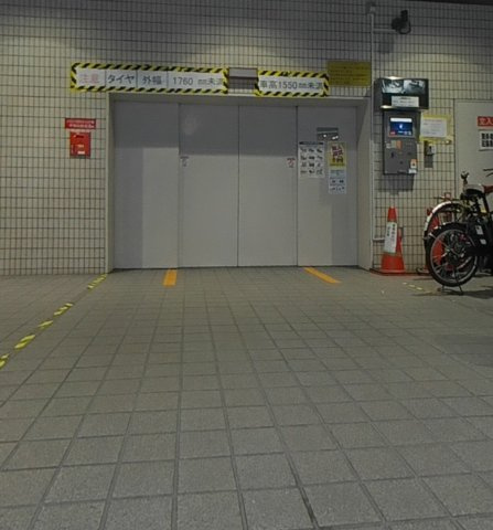 大樹生命池袋ビルのエントランス