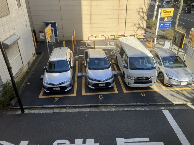 藤井第一ビルの駐車場
