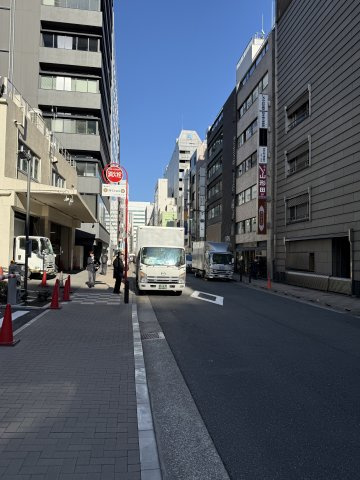 アパ銀座中央ビルの駐車場