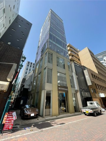 ＧＩＮＺＡ　　ＡＲＲＯＷＳの外観