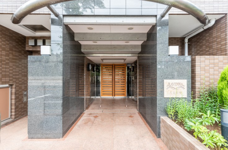 【エントランス】