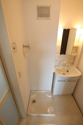 【設備】 | ファミーユ・Ｍ | 室内洗濯機置場