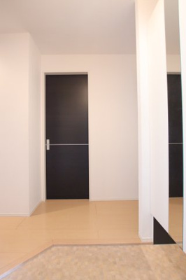 【玄関】 | ファミーユ・Ｍ