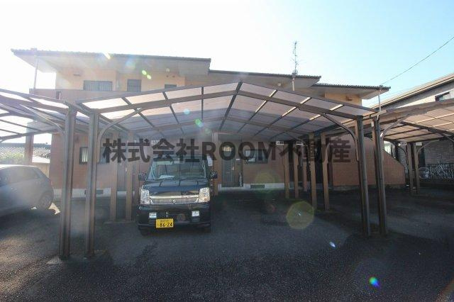 コーポアンジェラスの駐車場|駐車場があるので、車を買う予定の方も安心です