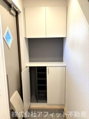 【玄関】 | クラヴィエ B棟 | シューズボックス