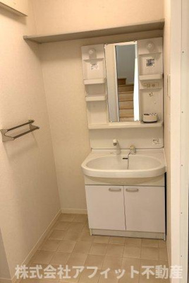 【洗面所】 | クラヴィエ B棟 | 洗髪洗面化粧台