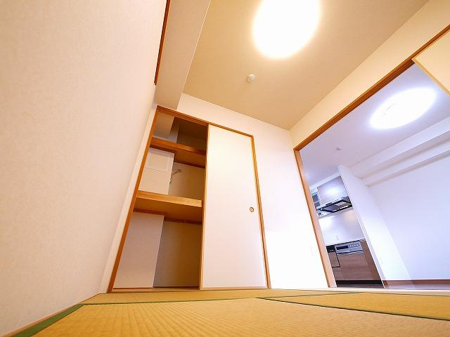 エイジングコート奈良新大宮の収納|大きなスペースがあり、収納には困りません