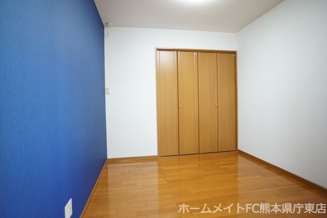 アバンティⅡの洋室