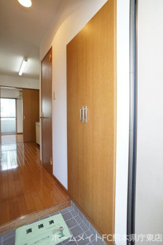 アバンティⅡの玄関