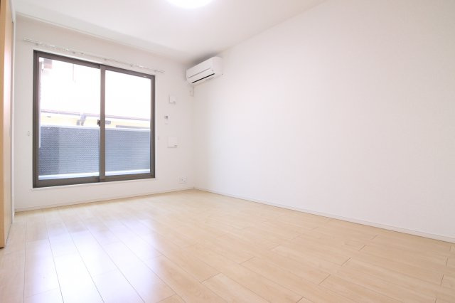 ベルシオン山手の居間・リビング