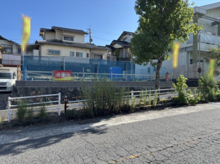 新築戸建　　　あさひが丘6丁目の前面道路含む現地写真