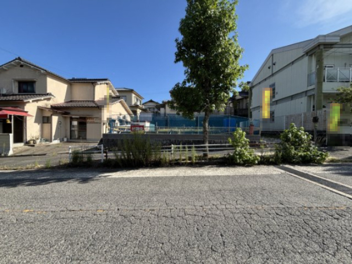 新築戸建　　　あさひが丘6丁目の前面道路含む現地写真