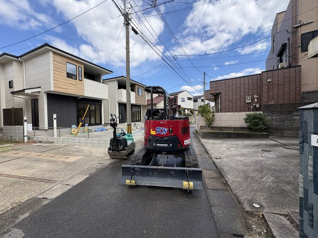 【その他】 | 福岡市早良区賀茂1丁目1期　1号棟（全2棟）【仲介手数料無料・0円】 | 現地写真。前面道路です。