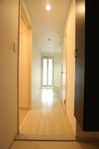 ツルトスコⅡ番館の玄関