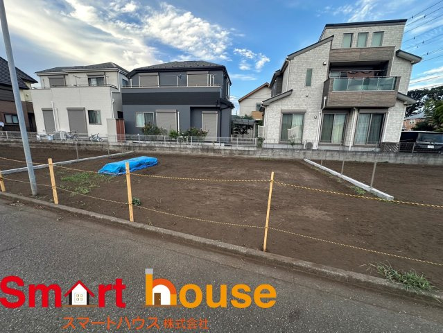 西大沼3丁目　全3区画の前面道路含む現地写真