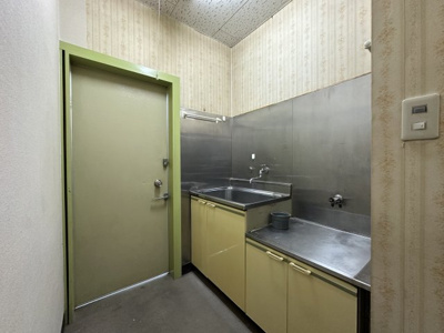 【キッチン】 | 末広温泉町テナント1階