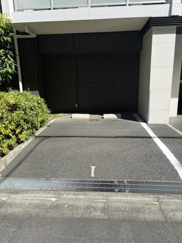 ドゥーエ両国Ⅱの駐車場