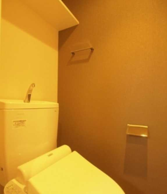 プライムメゾン早稲田　積水ハウス施工　ネット無料　オートロックのトイレ