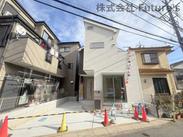 三郷市高州1丁目　新築戸建　全1棟の外観|2025年10月完成の新築戸建です