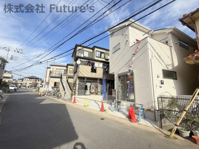 三郷市高州1丁目　新築戸建　全1棟の前面道路含む現地写真|前面道路含む現地写真です。
