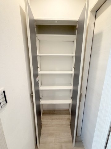 三郷市高州1丁目　新築戸建　全1棟の収納|ストック品の収納にも便利です