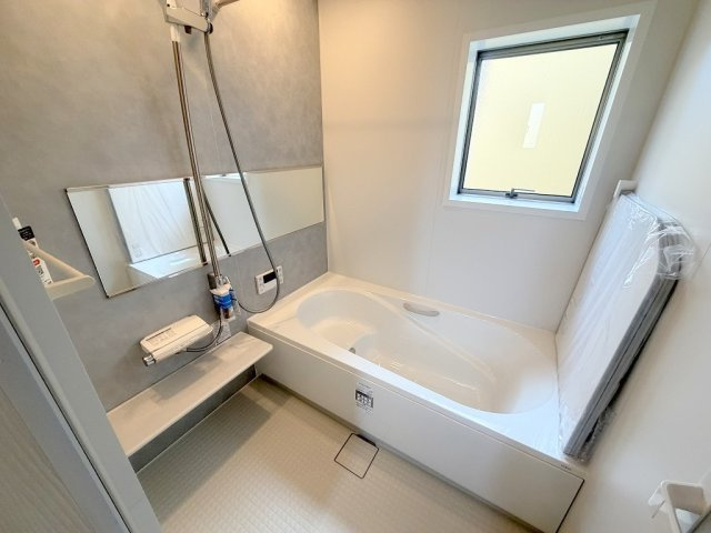 三郷市高州1丁目　新築戸建　全1棟の浴室|追焚・浴室乾燥機付きの快適な一坪バス