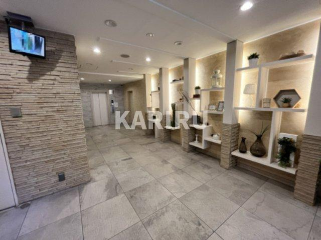 ラクラス長堀橋のロビー|落ち着いたロビーです