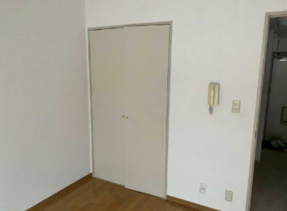 グランデッサ代沢　南向き　バストイレ別　オートロックの収納