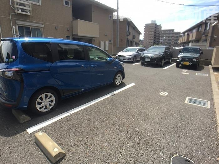 レセーナ　Ａの駐車場|駐車場です