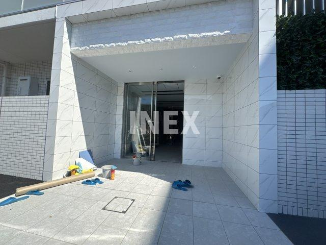 川崎市幸区小倉２丁目の賃貸マンションのエントランス