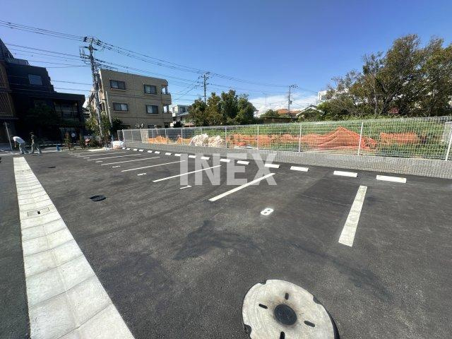 川崎市幸区小倉２丁目の賃貸マンションの駐車場