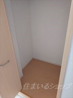 広島市安佐北区亀山４丁目のアパートの収納