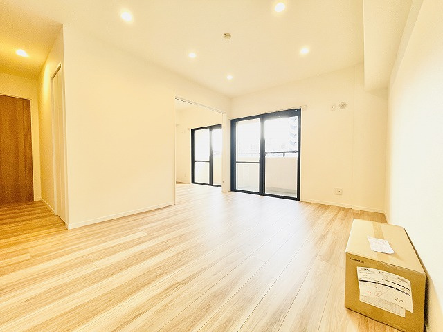 【居間・リビング】 | ジョイナス天神タワー