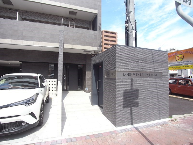 エスプレイス神戸ウエストモンターニュのエントランス|清潔なエントランスです