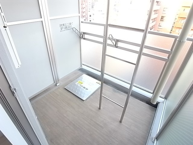 エスプレイス神戸ウエストモンターニュのバルコニー|陽当たり良好なバルコニーです