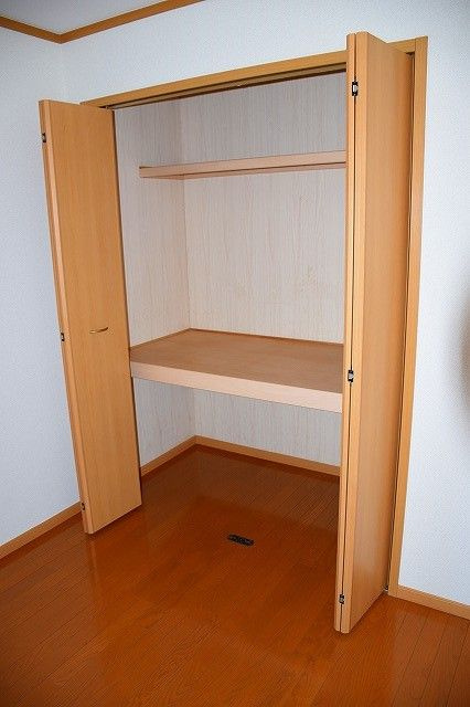 メイプルタウンＡの収納