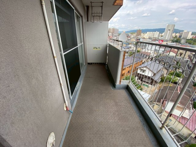 パレス瀬戸のバルコニー|お洗濯にも便利なバルコニー付き