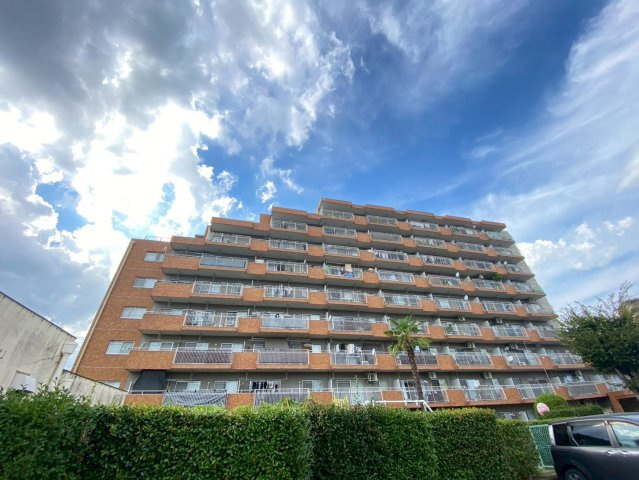 パレス瀬戸の外観