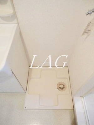 【設備】 | カーサ躑躅ヶ丘 | 室内洗濯機置き場です