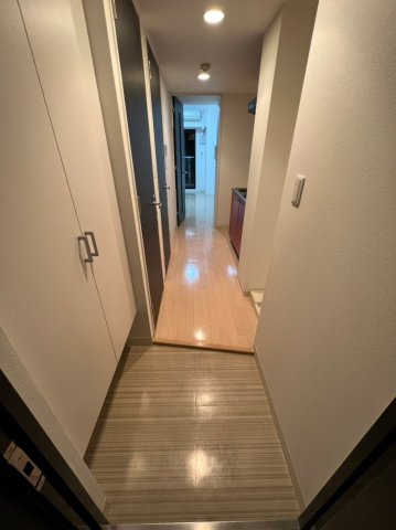 リヴシティ栄弐番館　名古屋市賃貸　仲介手数料無料の玄関