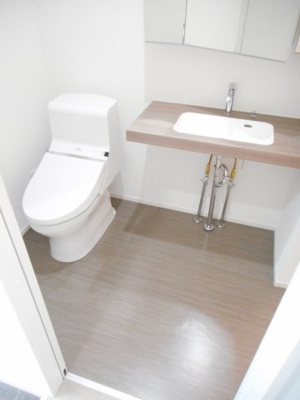 【洗面所】 | ラピード | 明るい洗面所です