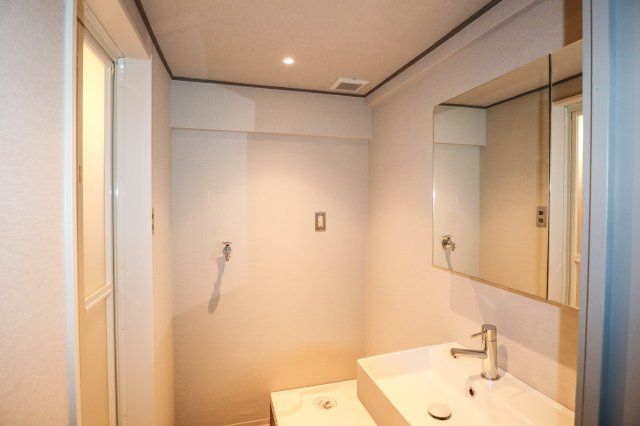 【洗面所】 | 財形吹田ハイツ | 洗面化粧台新調いたしました♪