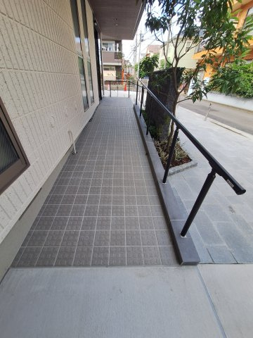 （シニア限定）Urban　Claire元住吉のその他共用部分|スロープもあってカートもらくらく