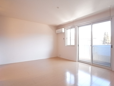 【洋室】 | ボンヌールV | 落ち着いた色調の洋室です