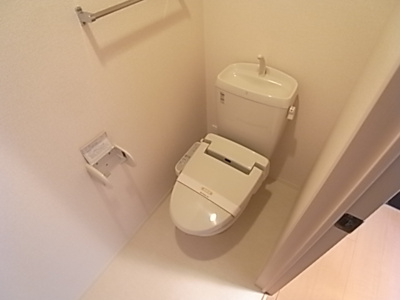 【トイレ】 | ボンヌールV | 清潔感のあるトイレです