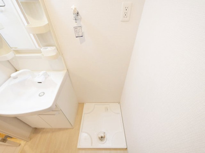 【設備】 | セイワパレス玉造上町台 | 洗濯機置き場です